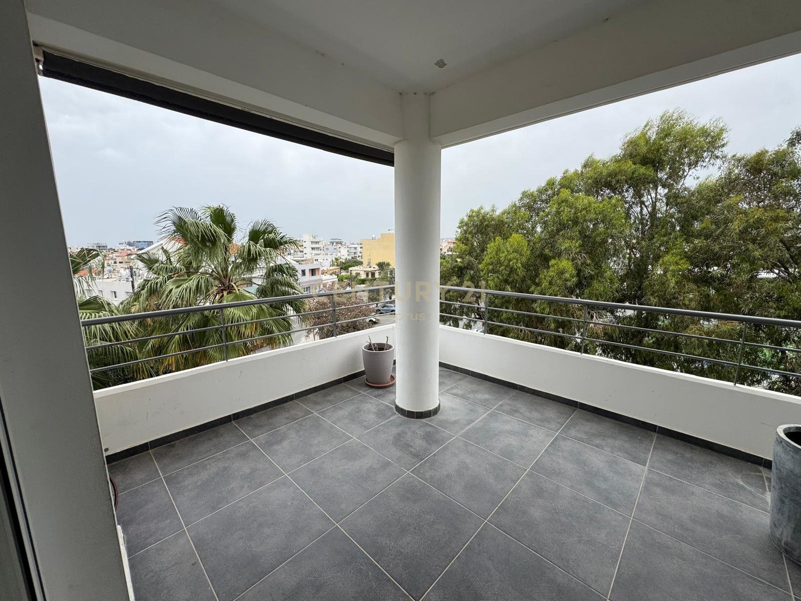 3 bedrooms Apartment in Limassol, Cyprus No. 55240