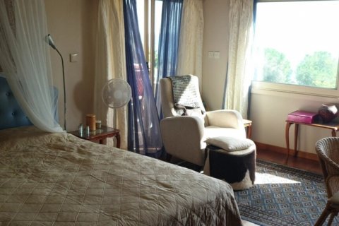 Studio Apartment in Limassol,  No. 38299 4