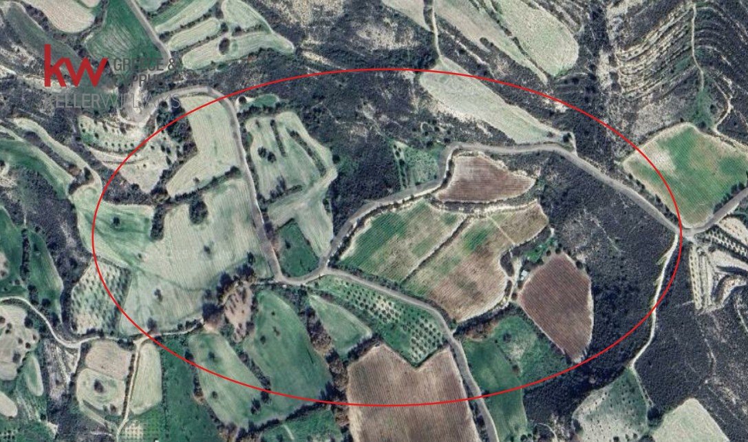 3514m2 Land in Pano Lefkara, Larnaka, Cyprus No. 56733