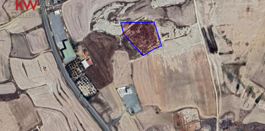 6398m2 Land in Larnaka,  No. 56735