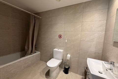 Квартира с 3 спальнями в Лимассол, Лимасол,  № 41304 12