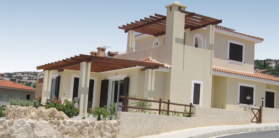 3 rooms Villa in Paphos,  No. 38041