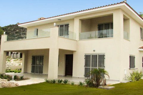 4 rooms Villa in Paphos,  No. 38037