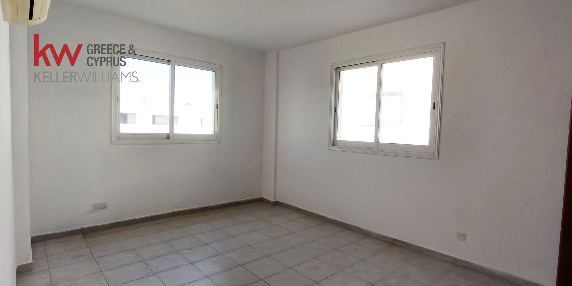 2 bedrooms Apartment in Agios Nikolaos, Paphos, Cyprus No. 52000