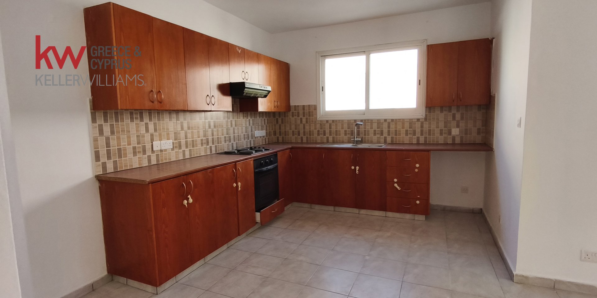 2 bedrooms Apartment in Agios Nikolaos, Paphos, Cyprus No. 52000
