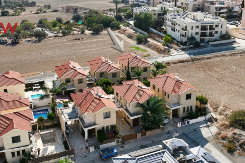 3 bedrooms Townhouse in Oroklini, Larnaka,  No. 52002