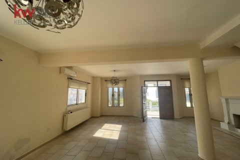 5 bedrooms Townhouse in Larnaca, Larnaka,  No. 52001 19