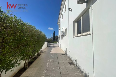 5 bedrooms Townhouse in Larnaca, Larnaka,  No. 52001 15