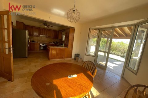 5 bedrooms Townhouse in Larnaca, Larnaka,  No. 52001 7