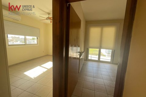 5 bedrooms Townhouse in Larnaca, Larnaka,  No. 52001 22
