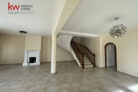 5 bedrooms Townhouse in Larnaca, Larnaka,  No. 52001 2