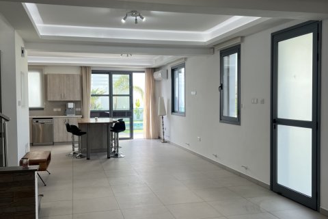 3 bedrooms Villa in Livadia, Nicosia,  No. 52004 5