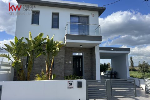3 bedrooms Villa in Livadia, Nicosia,  No. 52004