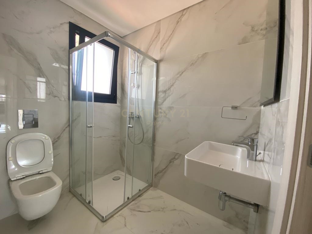 2 dormitorios Apartamento en Germasogeia, Limassol, Chipre No. 24411