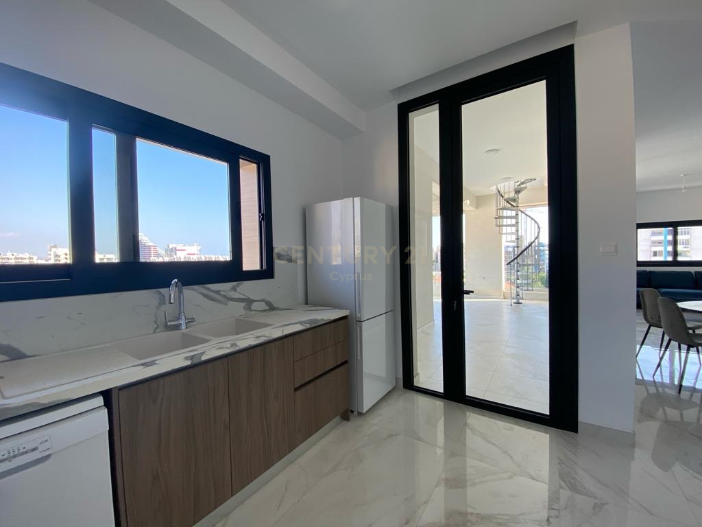 2 dormitorios Apartamento en Germasogeia, Limassol, Chipre No. 24411