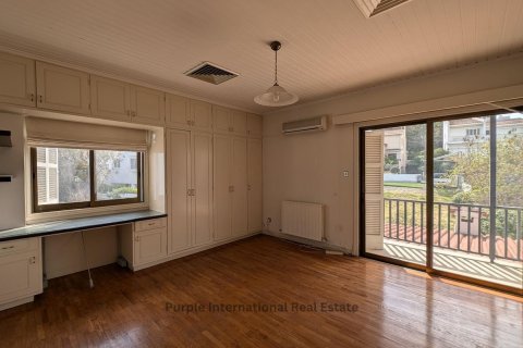 Вилла с 3 спальнями в Никосия, Кипр № 37216 27