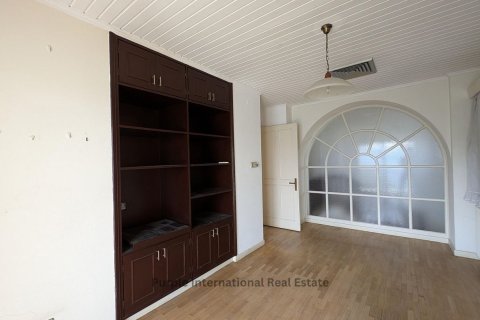 Вилла с 3 спальнями в Никосия, Кипр № 37216 30