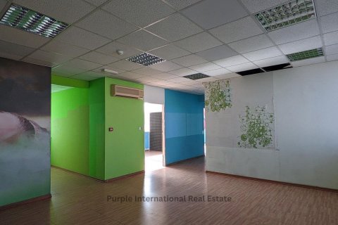 Магазин 204м2 в Никосия, Кипр № 37212 17