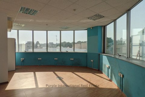 Магазин 204м2 в Никосия, Кипр № 37212 13