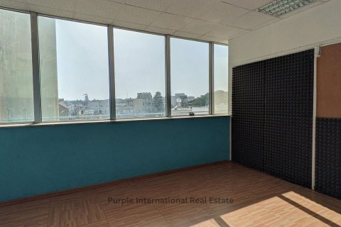 Магазин 204м2 в Никосия, Кипр № 37212 16