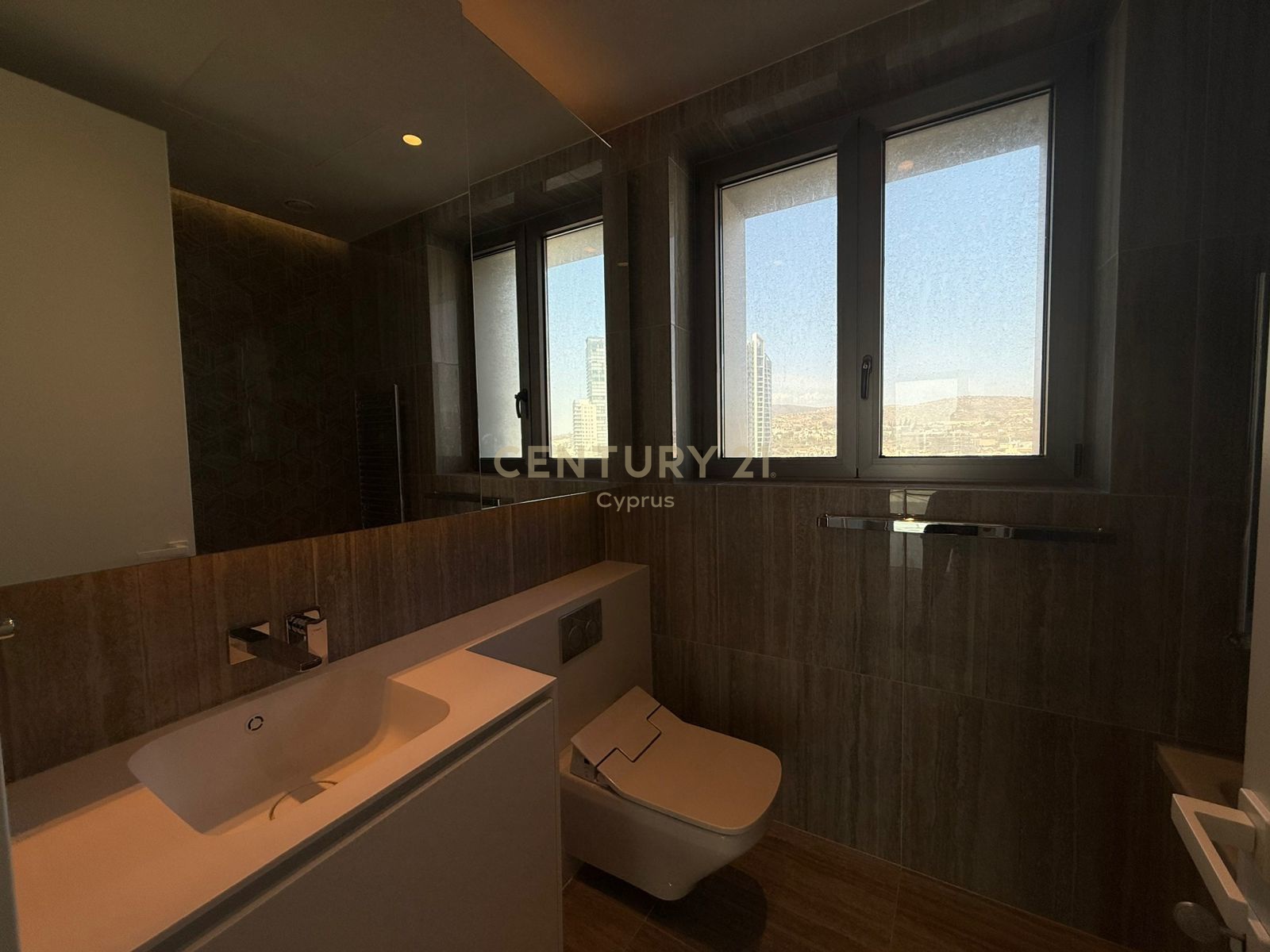 3 chambres Appartement à Germasogeia, Limassol, Chypre No. 6394