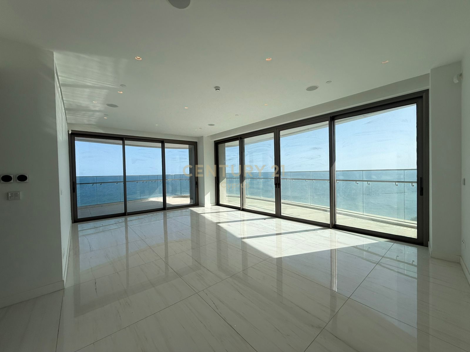 3 chambres Appartement à Germasogeia, Limassol, Chypre No. 6394