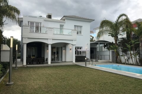 Вилла с 5 спальнями в Лимассол, Лимасол,  № 38436 9