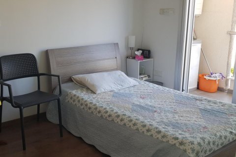 3 bedrooms Apartment in Limassol,  No. 38434 4