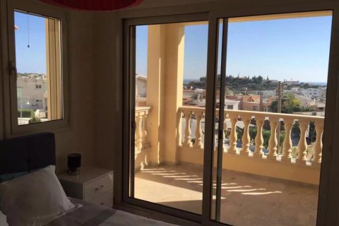 3 bedrooms Villa in Limassol,  No. 38432 7