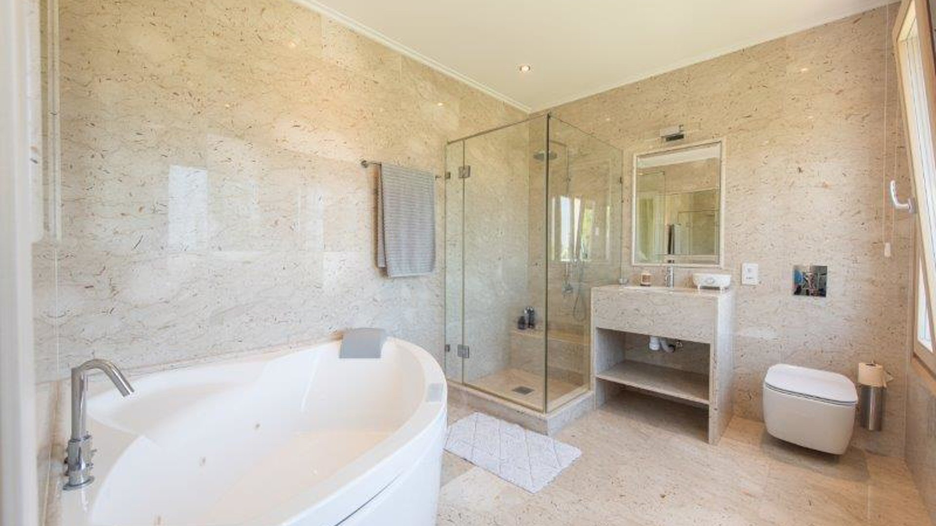 5 dormitorios Villa en Aphrodite Hills, Kouklia, Paphos, Chipre No. 26064