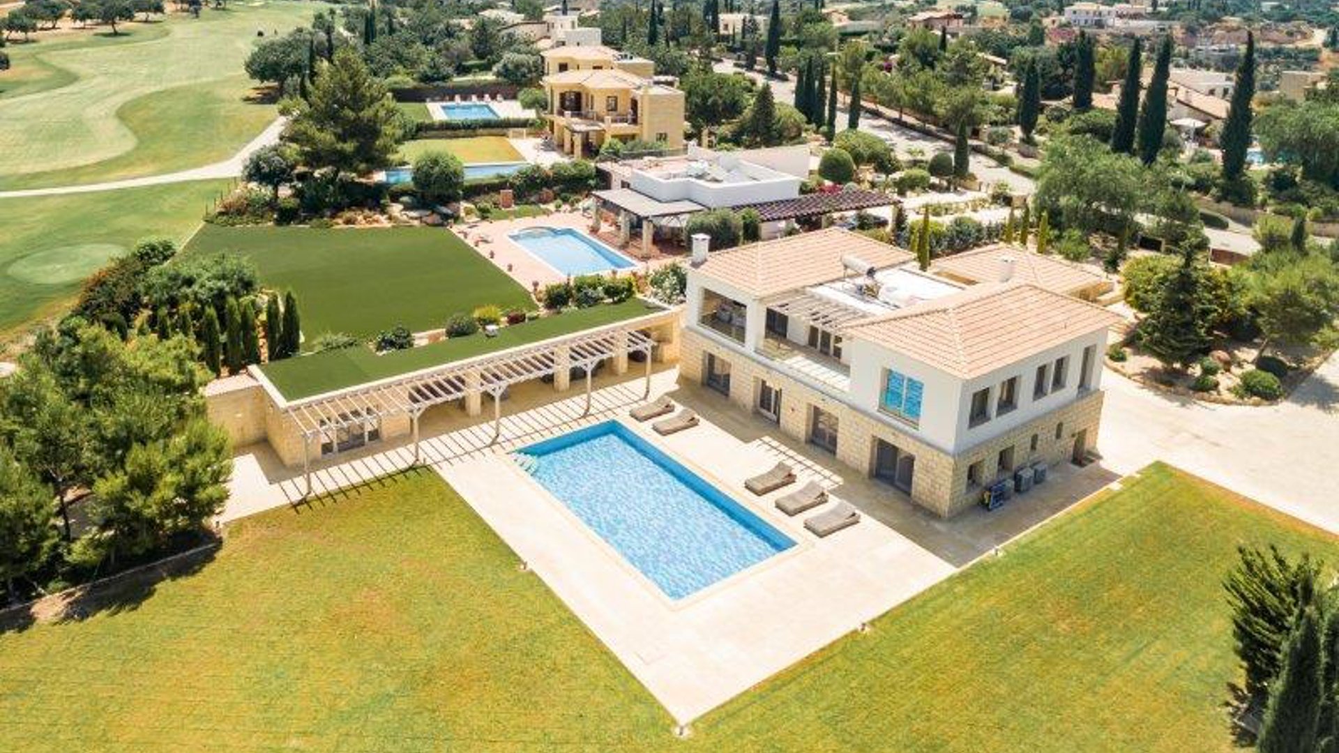5 dormitorios Villa en Aphrodite Hills, Kouklia, Paphos, Chipre No. 26064