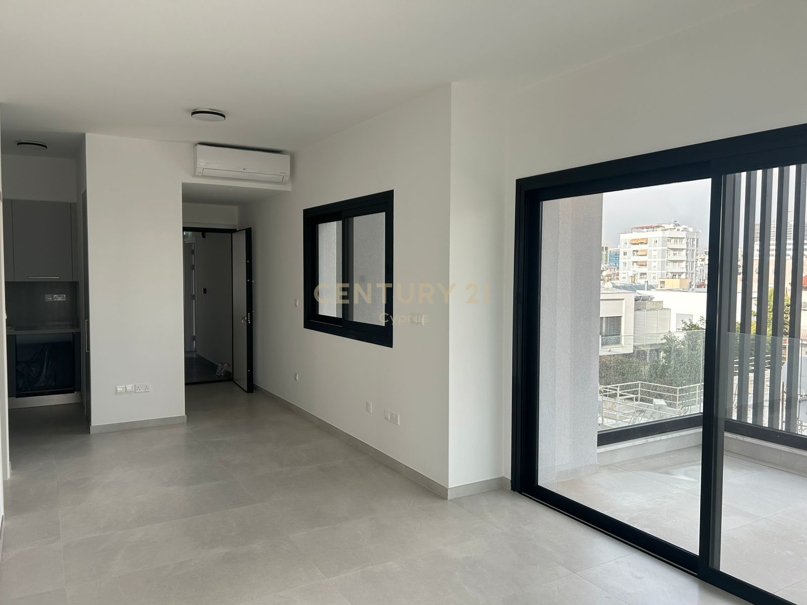 2 bedrooms Apartment in Limassol, Cyprus No. 53600