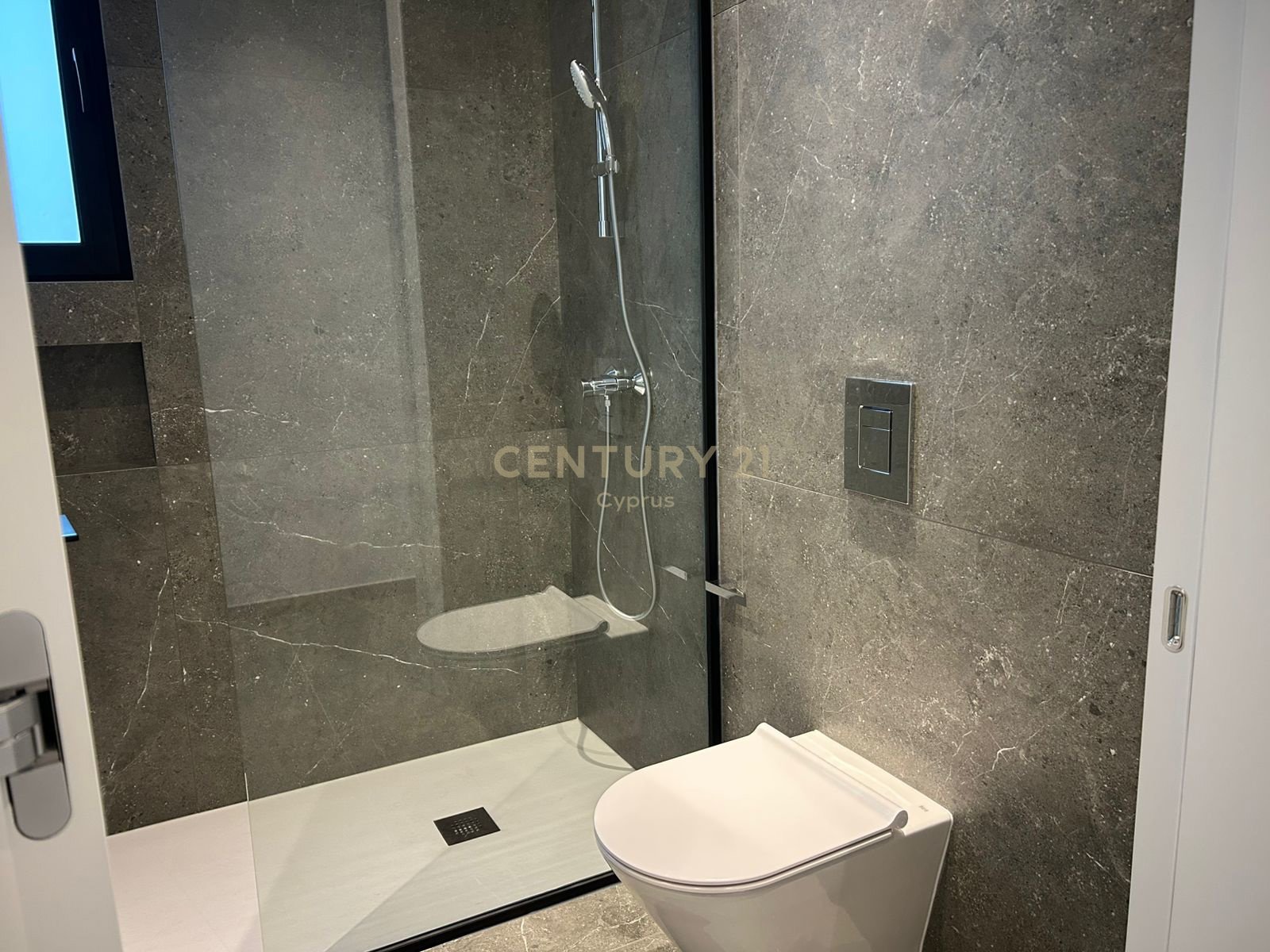 2 bedrooms Apartment in Limassol, Cyprus No. 53604