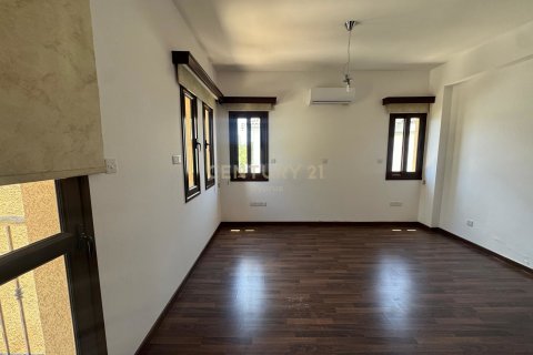 3 bedrooms Villa in Agios Athanasios, Limassol, No. 53599 13
