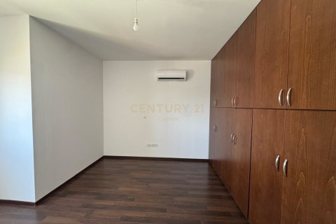 3 bedrooms Villa in Agios Athanasios, Limassol, No. 53599 17