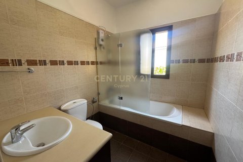 3 bedrooms Villa in Agios Athanasios, Limassol, No. 53599 11