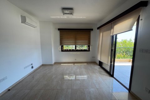 3 bedrooms Villa in Agios Athanasios, Limassol, No. 53599 18