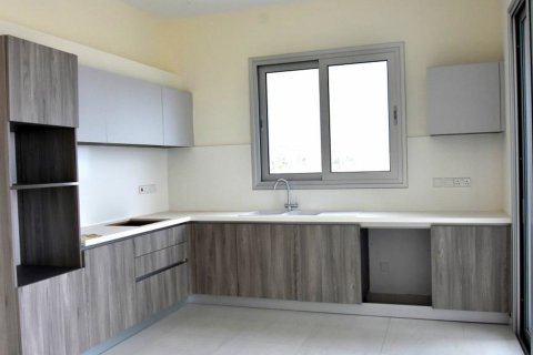 2 chambres Appartement à Agios Tychonas, Limassol, Chypre No. 26152