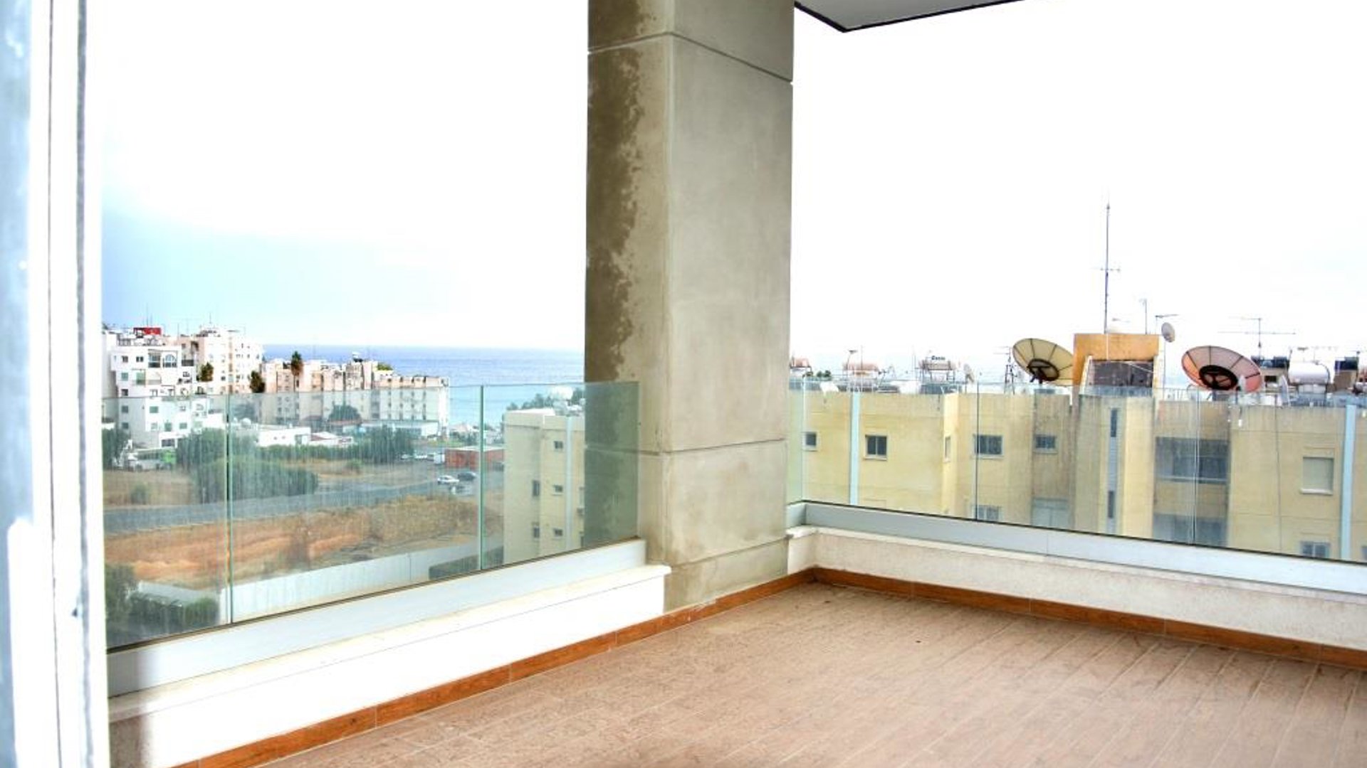 2 chambres Appartement à Agios Tychonas, Limassol, Chypre No. 26152
