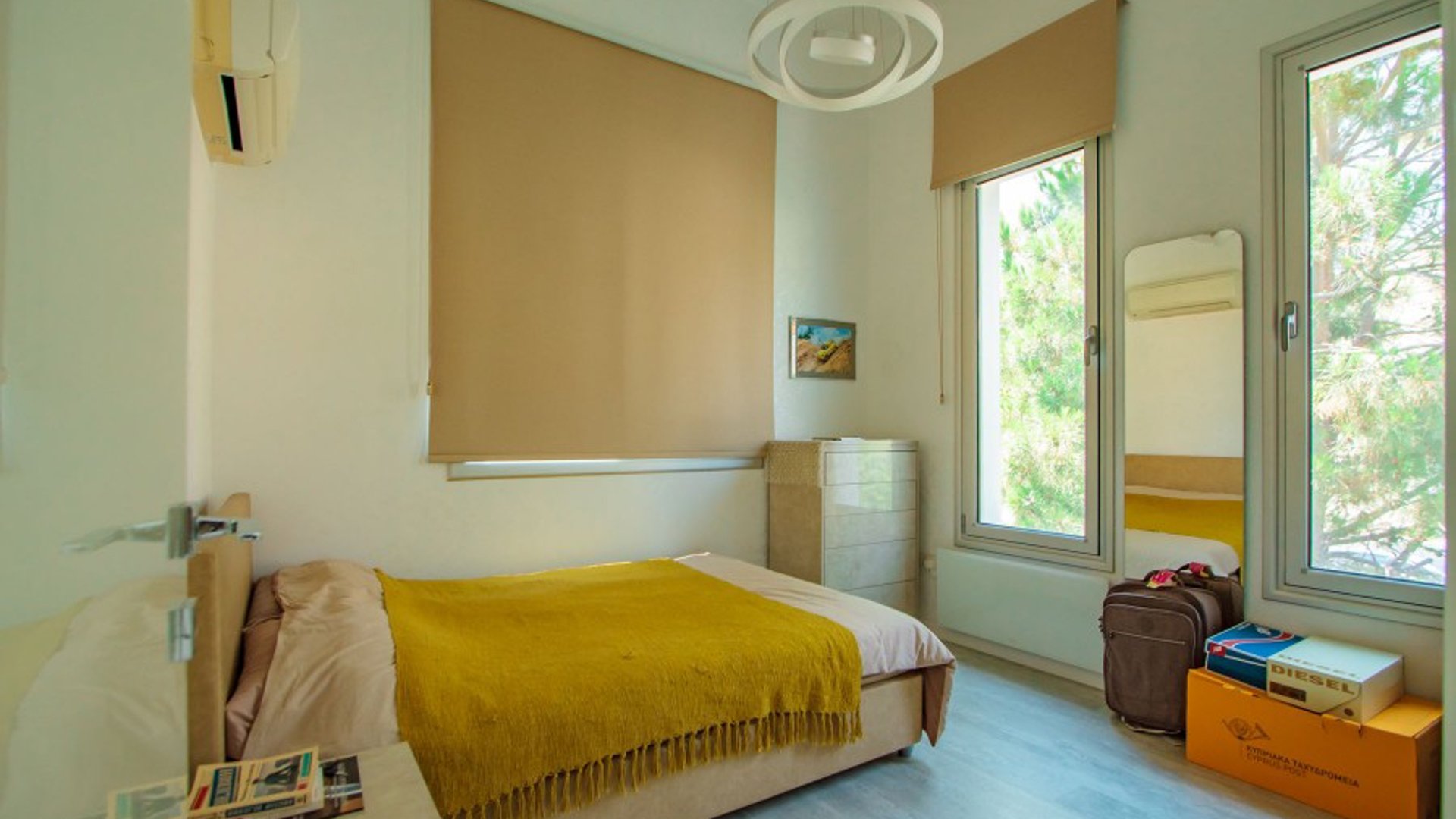 5 bedrooms Villa in Agios Tychonas, Limassol, Cyprus No. 26154