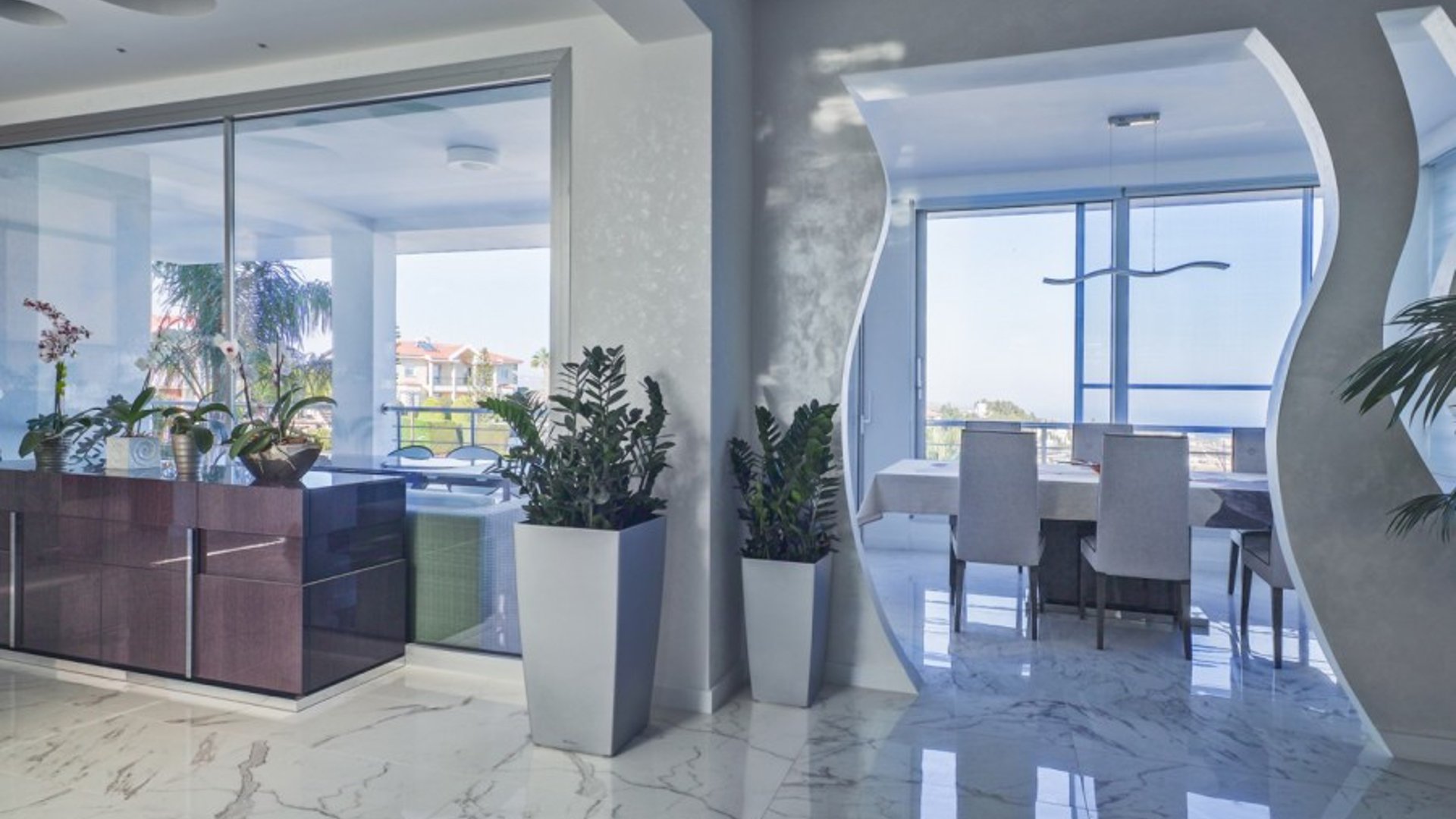 5 bedrooms Villa in Agios Tychonas, Limassol, Cyprus No. 26154