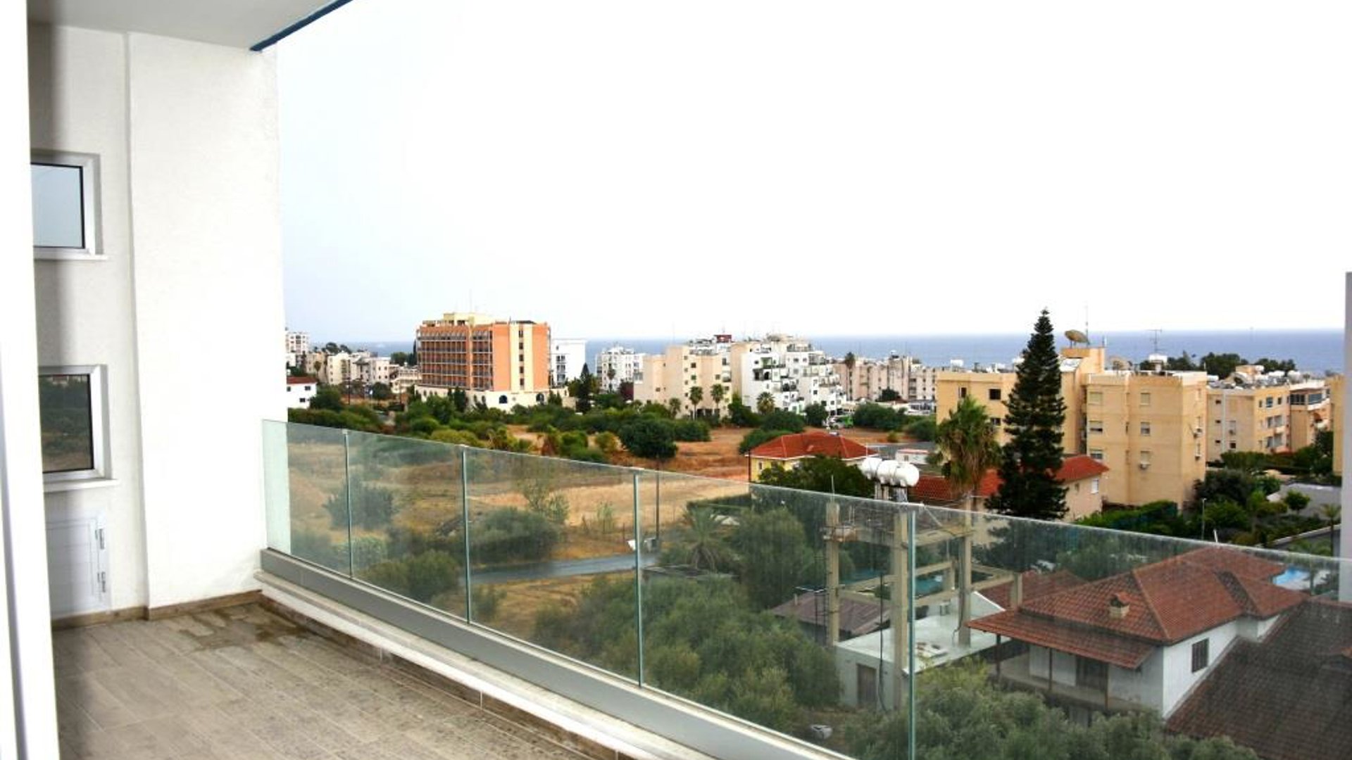 2 chambres Appartement à Agios Tychonas, Limassol, Chypre No. 26151