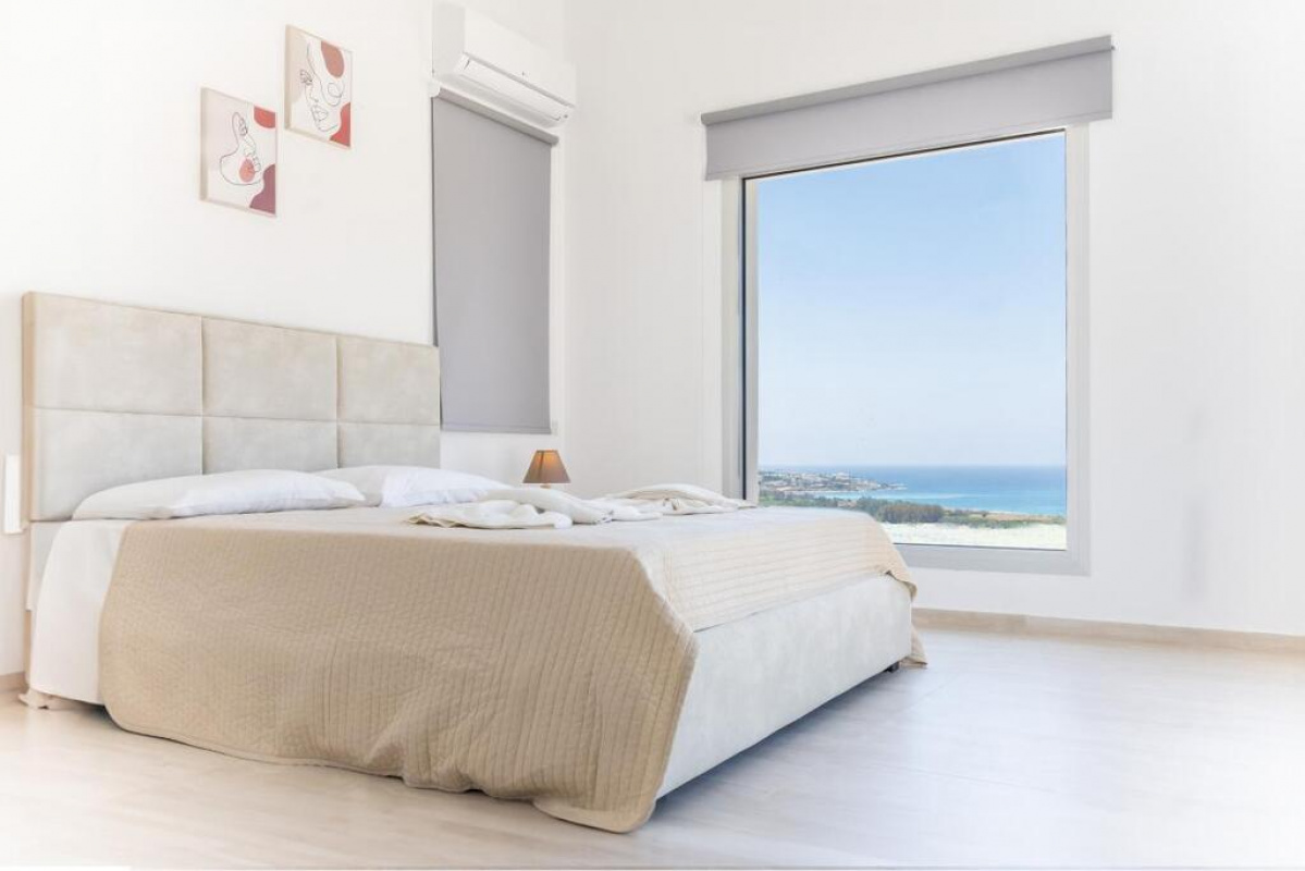 3 bedrooms Villa in Paphos, Cyprus No. 38160