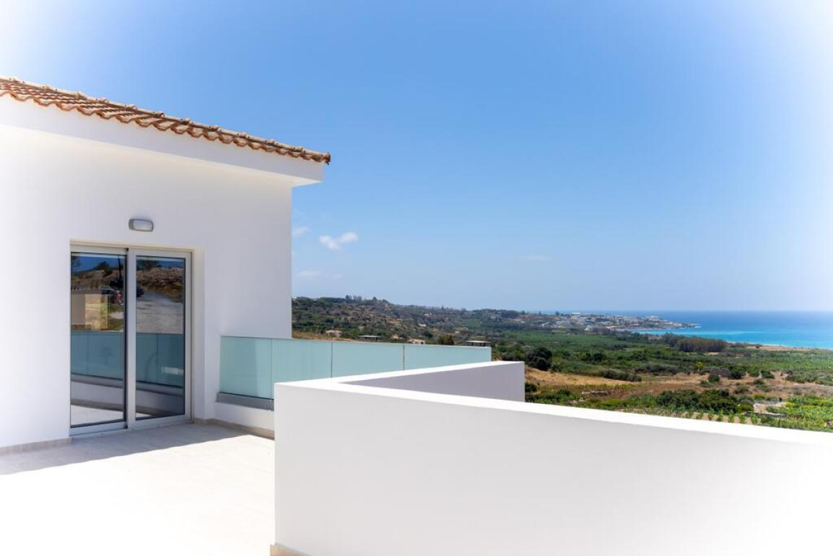 3 bedrooms Villa in Paphos, Cyprus No. 38160