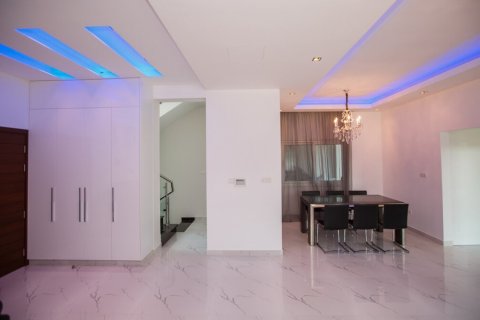 Вилла с 4 спальнями в Лимассол, Лимасол,  № 38158 9