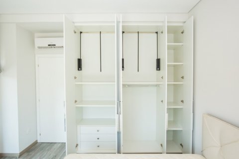 Вилла с 4 спальнями в Лимассол, Лимасол,  № 38158 11