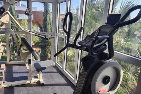 Вилла с 4 спальнями в Лимассол, Лимасол,  № 38158 4