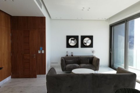 Квартира с 4 спальнями в Лимассол, Лимасол,  № 38659 2