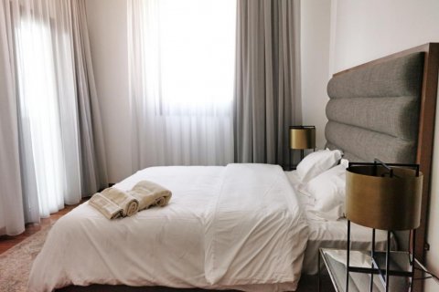 Квартира с 4 спальнями в Лимассол, Лимасол,  № 38659 5