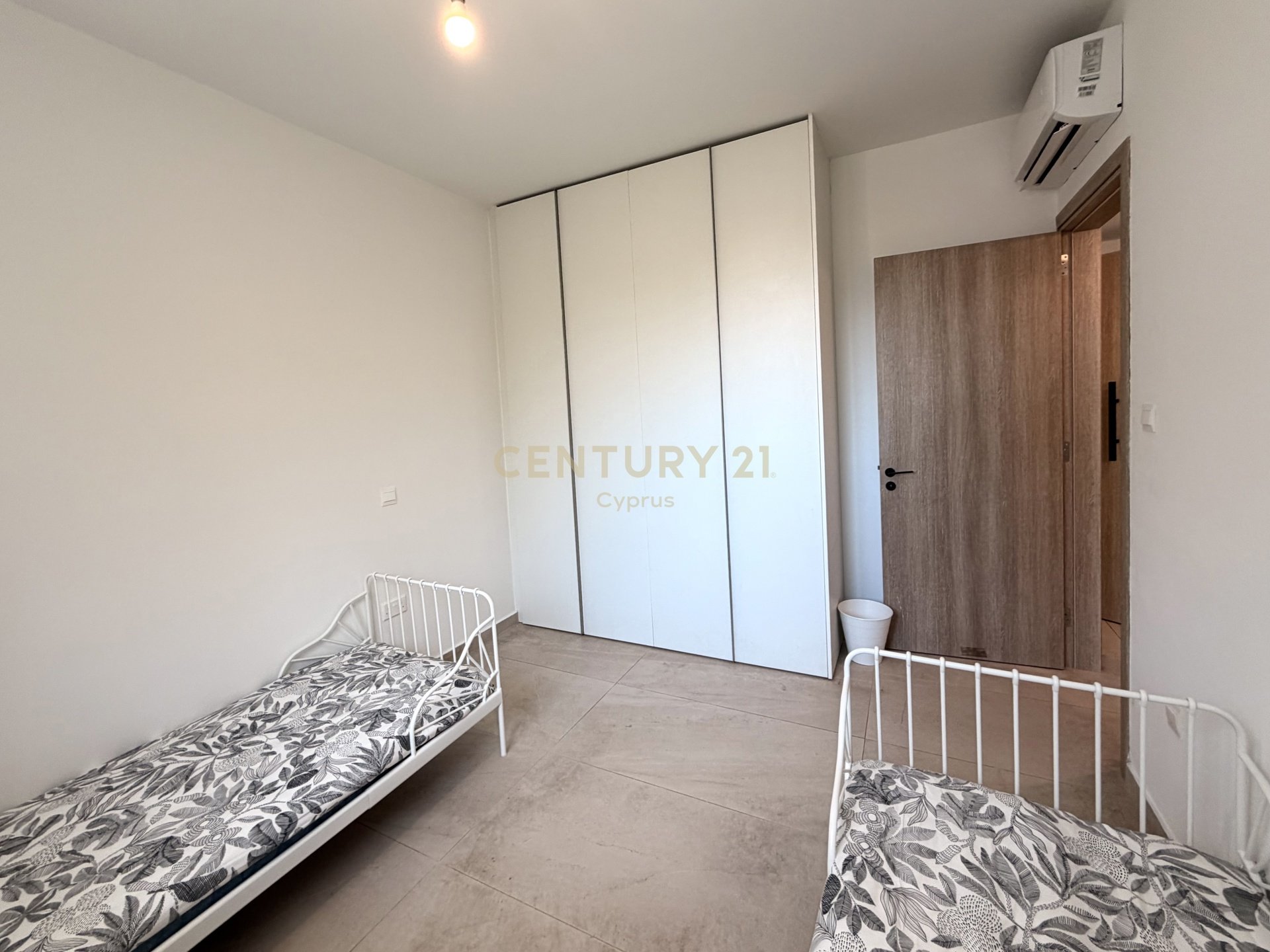 Квартира с 2 спальнями в Арадипу, Ларнака, Кипр № 57148